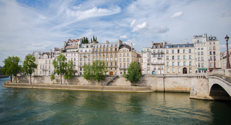 Investir dans l’immobilier à Paris depuis l’étranger, c'est facile