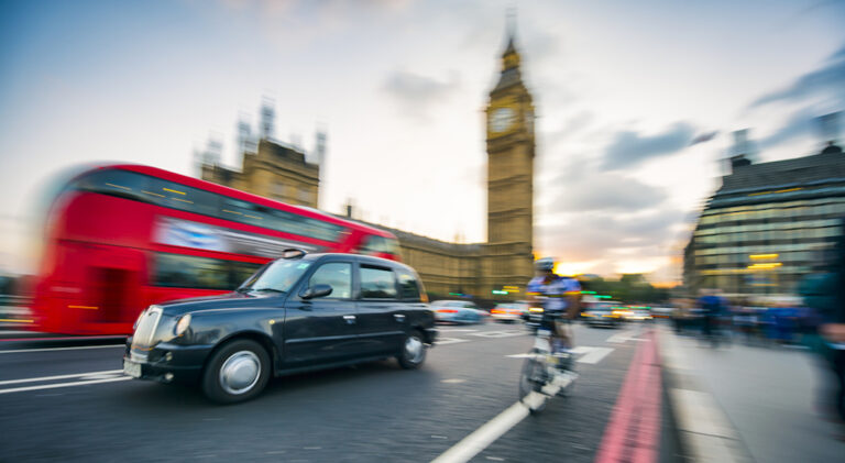 Conduire dans le centre de Londres coûte désormais plus cher