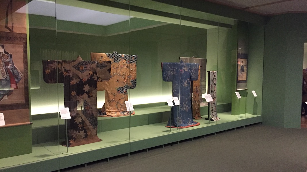 kimono exposition londres histoire japon