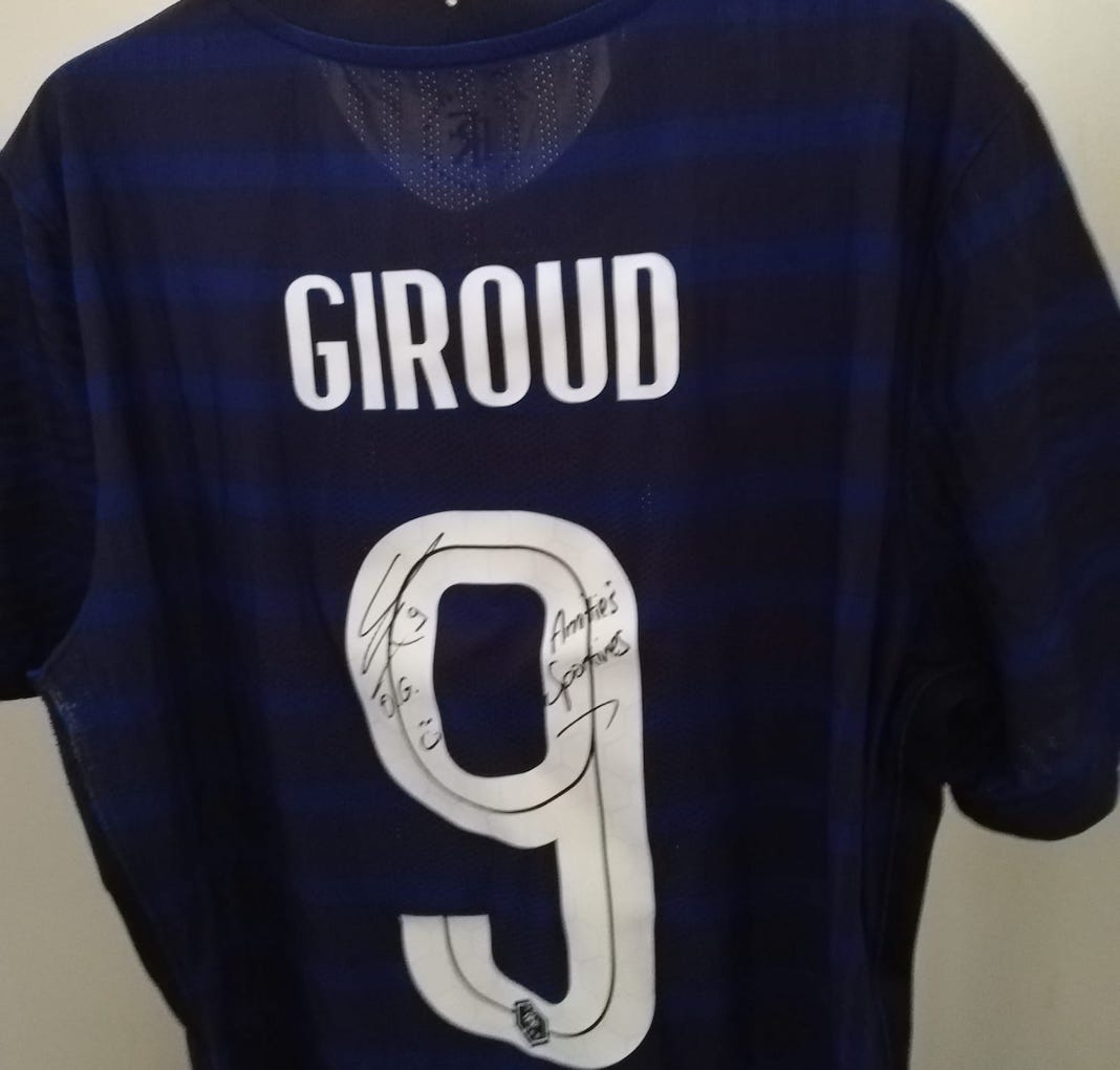 maillot dedicace olivier giroud gala charite french connect