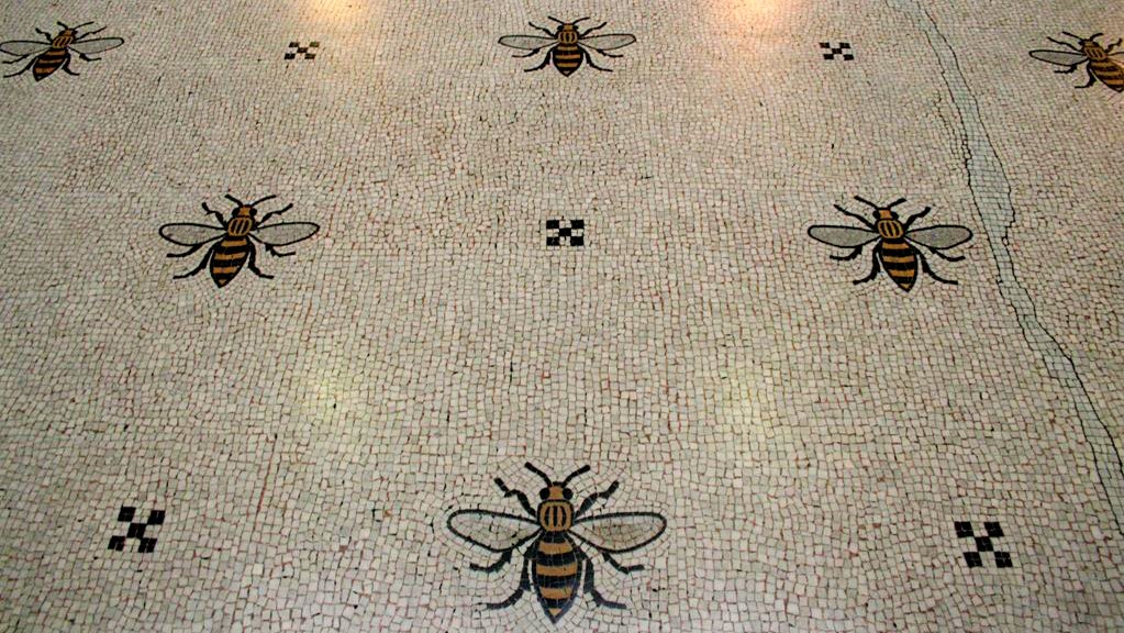 abeille mairie de Manchester