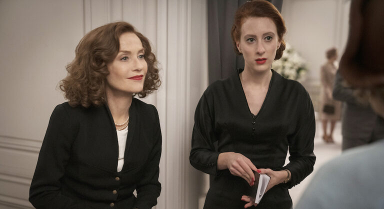 Mrs-Harris-Huppert