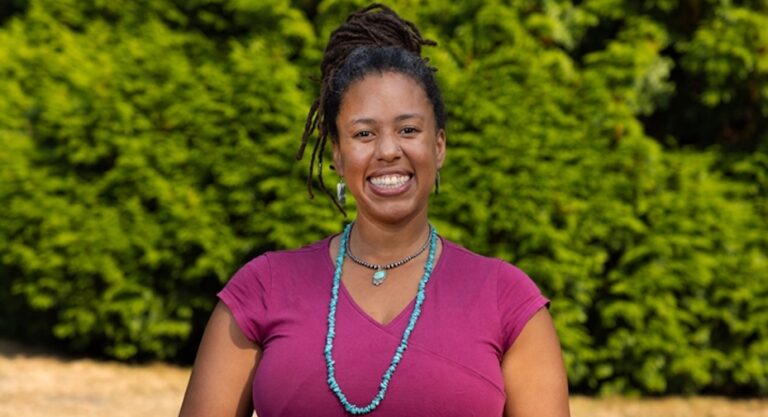 Maya Angela Eipe Smith : « Toutes les langues sont importantes » dans la formation des identités