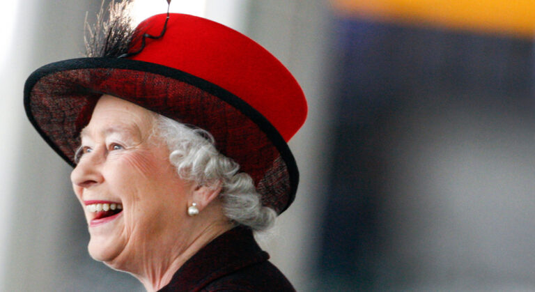 elizabeth-II-aeroport-touquet