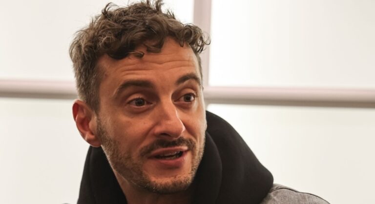 Thomas Jolly, directeur artistique des cérémonies de Paris 2024, parmi les invités de La Nuit des Idées 2025