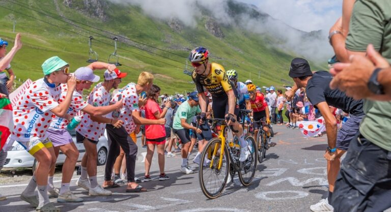 Incertitude sur le maintien de la diffusion en clair du Tour de France au Royaume-Uni après 2025