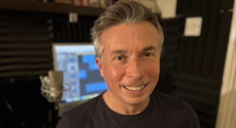 Avec ses deux séries de podcast, Jean-Michel Venden a retrouvé sa “voix” à Londres