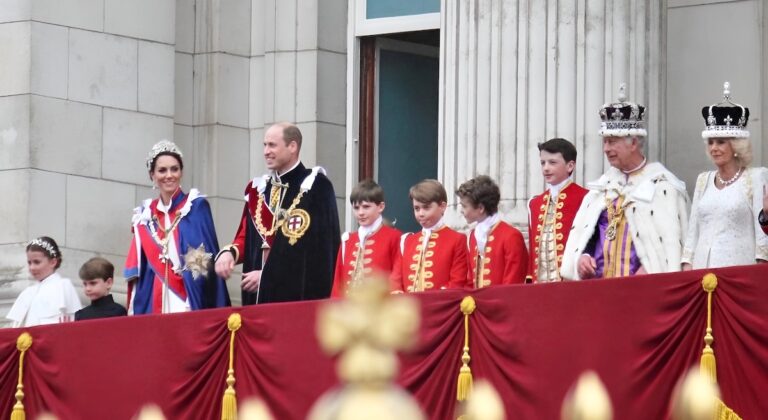 La liste des cadeaux offerts par des officiels français aux membres de la famille royale
