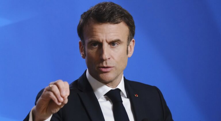 “Ne nous abandonnez pas” : des parents d’élèves du Lycée français Charles de Gaulle de Londres interpellent Emmanuel Macron