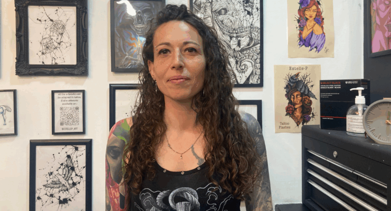 De Montpellier à Londres, le parcours d’Estelle Peyronnenc, tatoueuse autodidacte