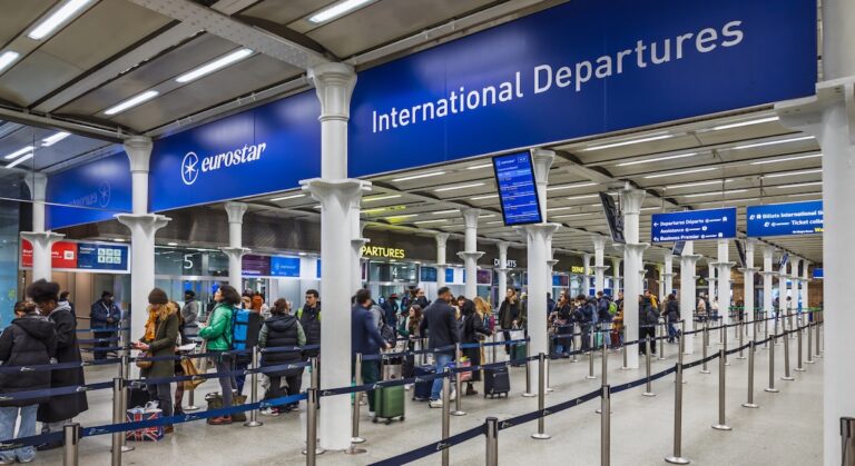 Le nouveau système de passage aux frontières européen entre en vigueur en octobre