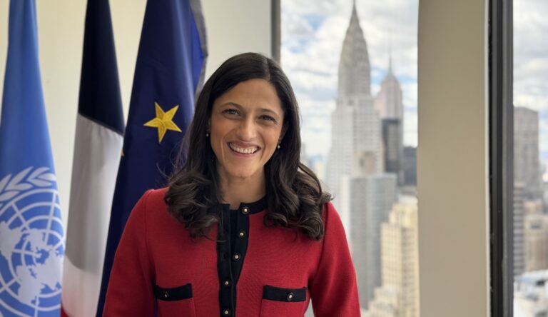 Éléonore Caroit, la « ministre française de l’étranger » qui veut casser les clichés