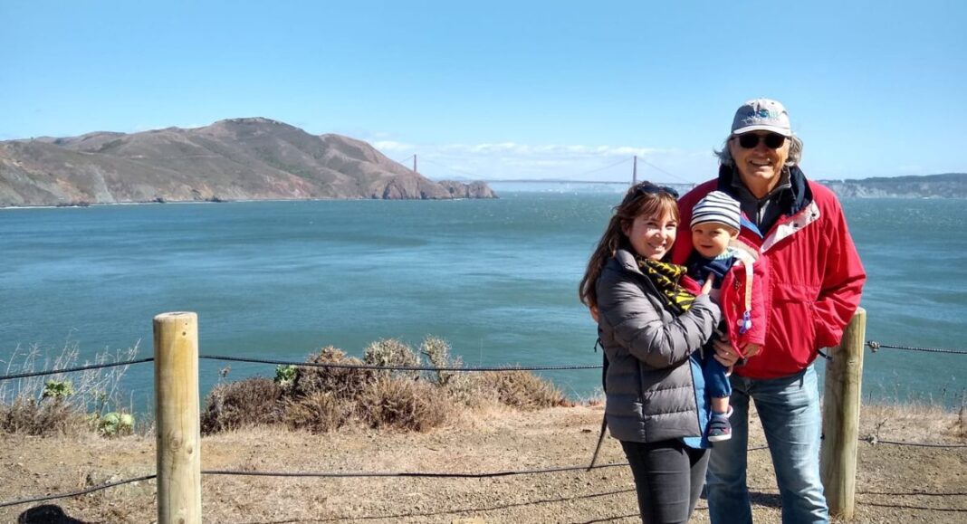 Lucie, Philippe et Gabriel devant le Golden Gate Bridge, à San Francisco.