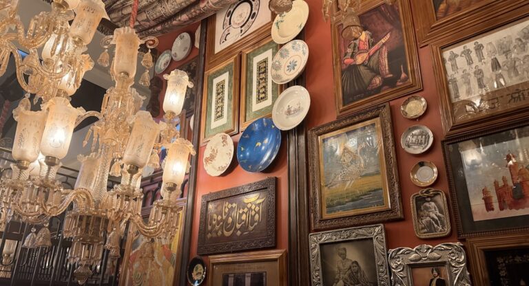 Guide des tables : chez Colonel Saab, le brunch prend un accent indien